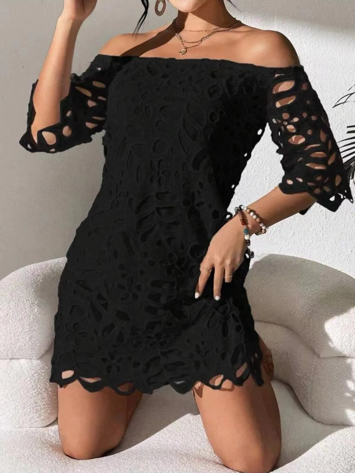 Elegant Lace Hollow Out One-Shoulder Strapless Dress