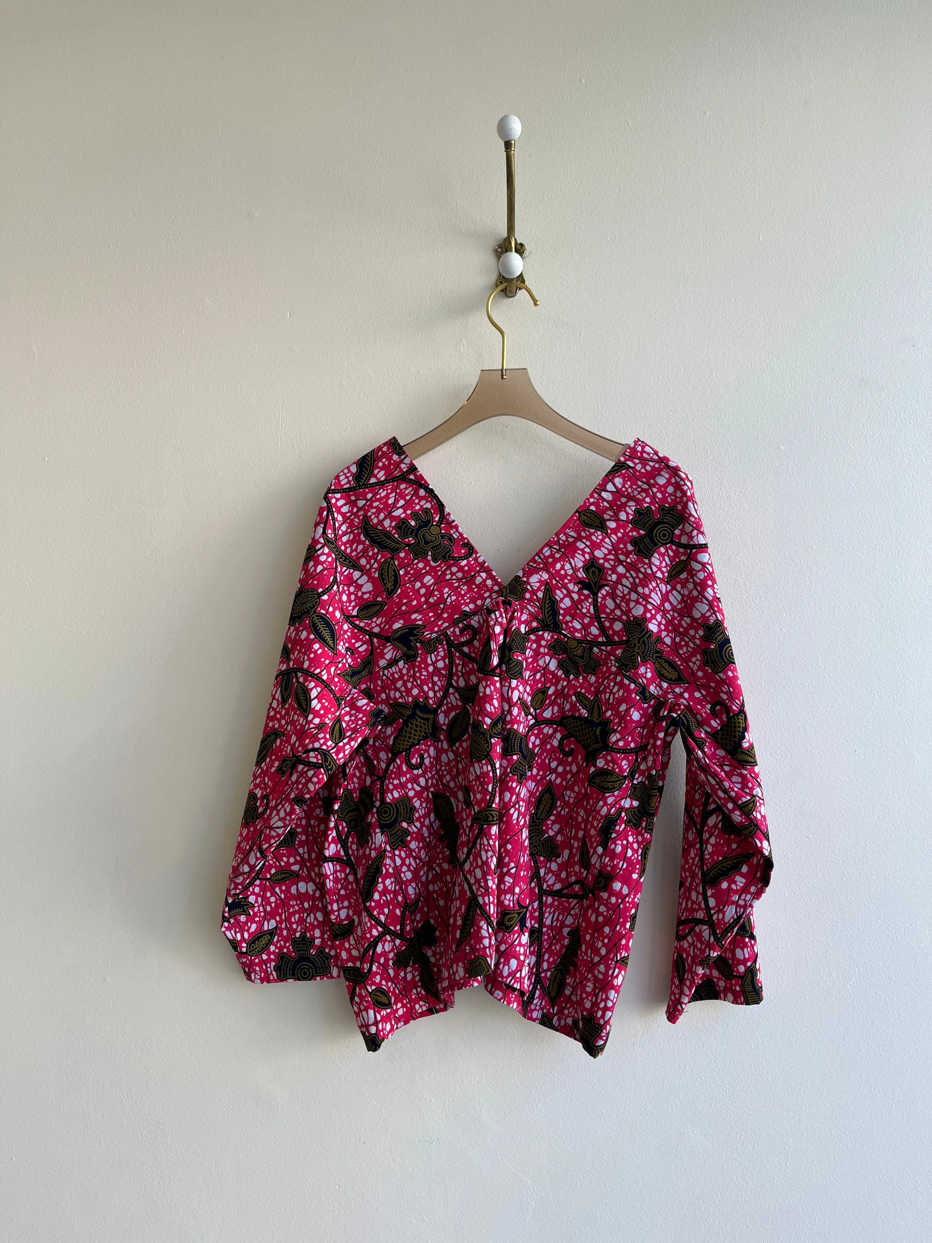 Eura-Cut Long Sleeve Top (pink, navy, gold motif)