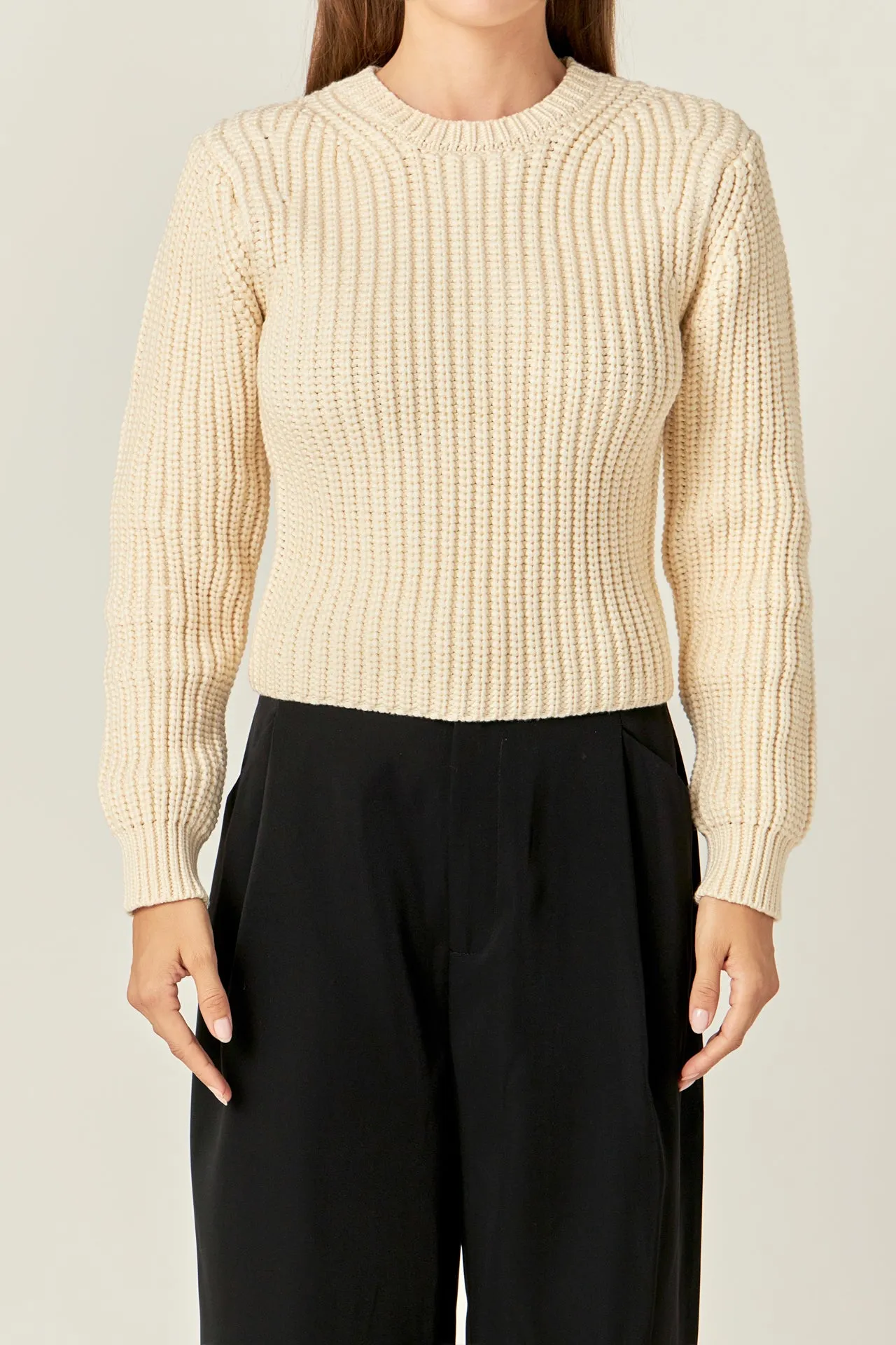 Round-neck Knit Sweater
