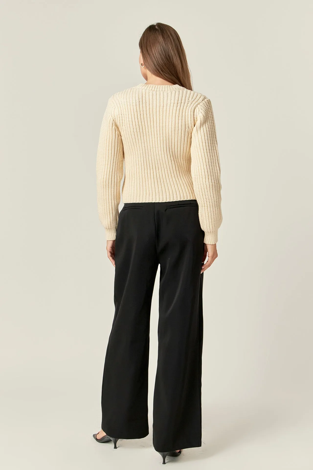 Round-neck Knit Sweater