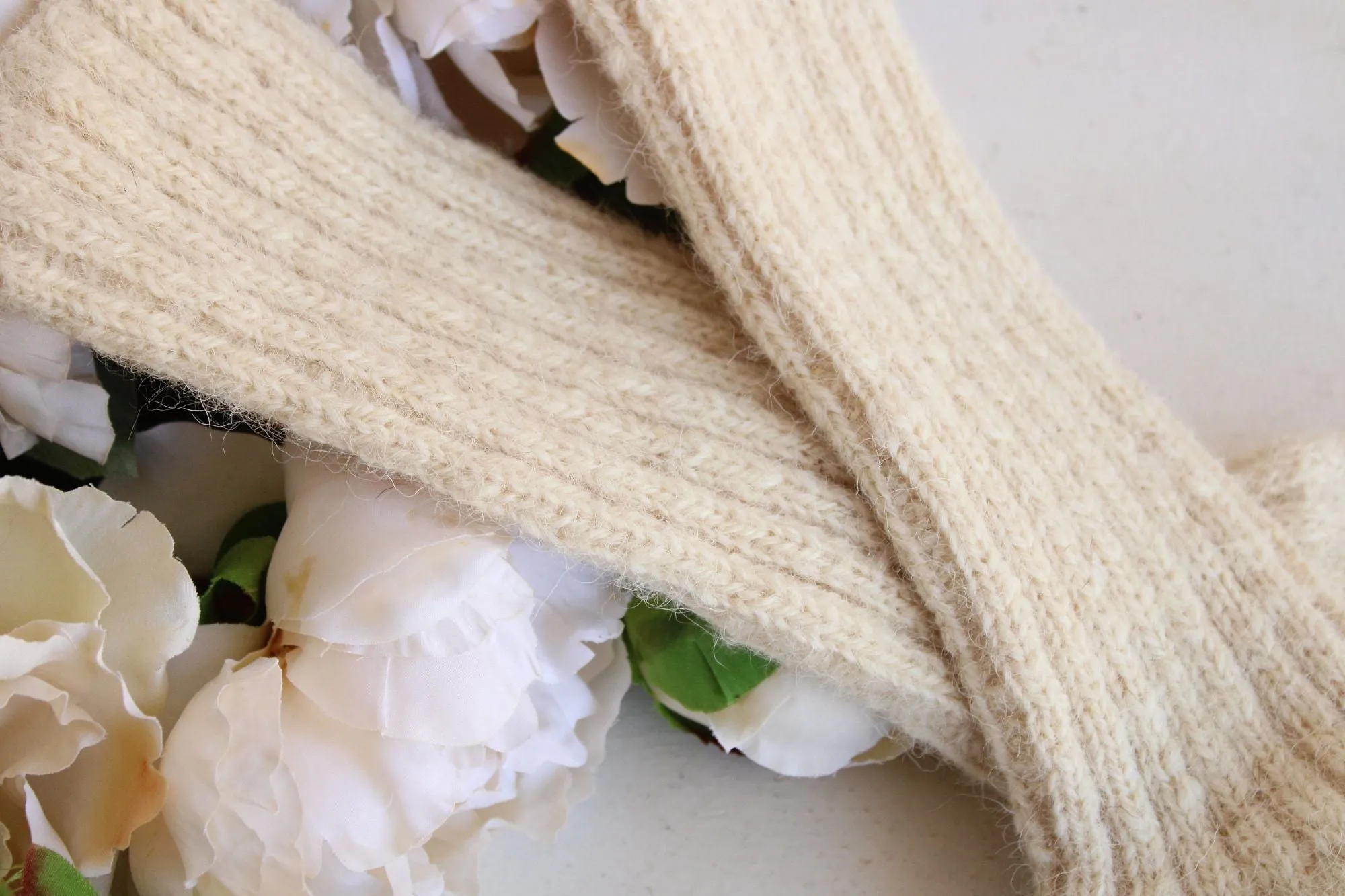 Vintage  Ivory Knit Wool Socks