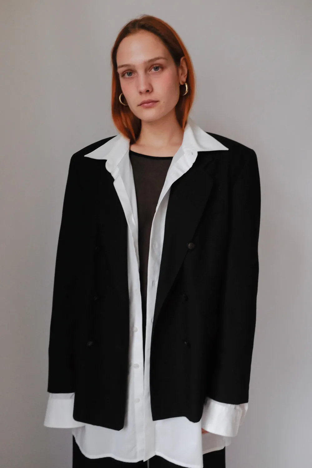 WHITE BASIC OVERSIZE SHIRT