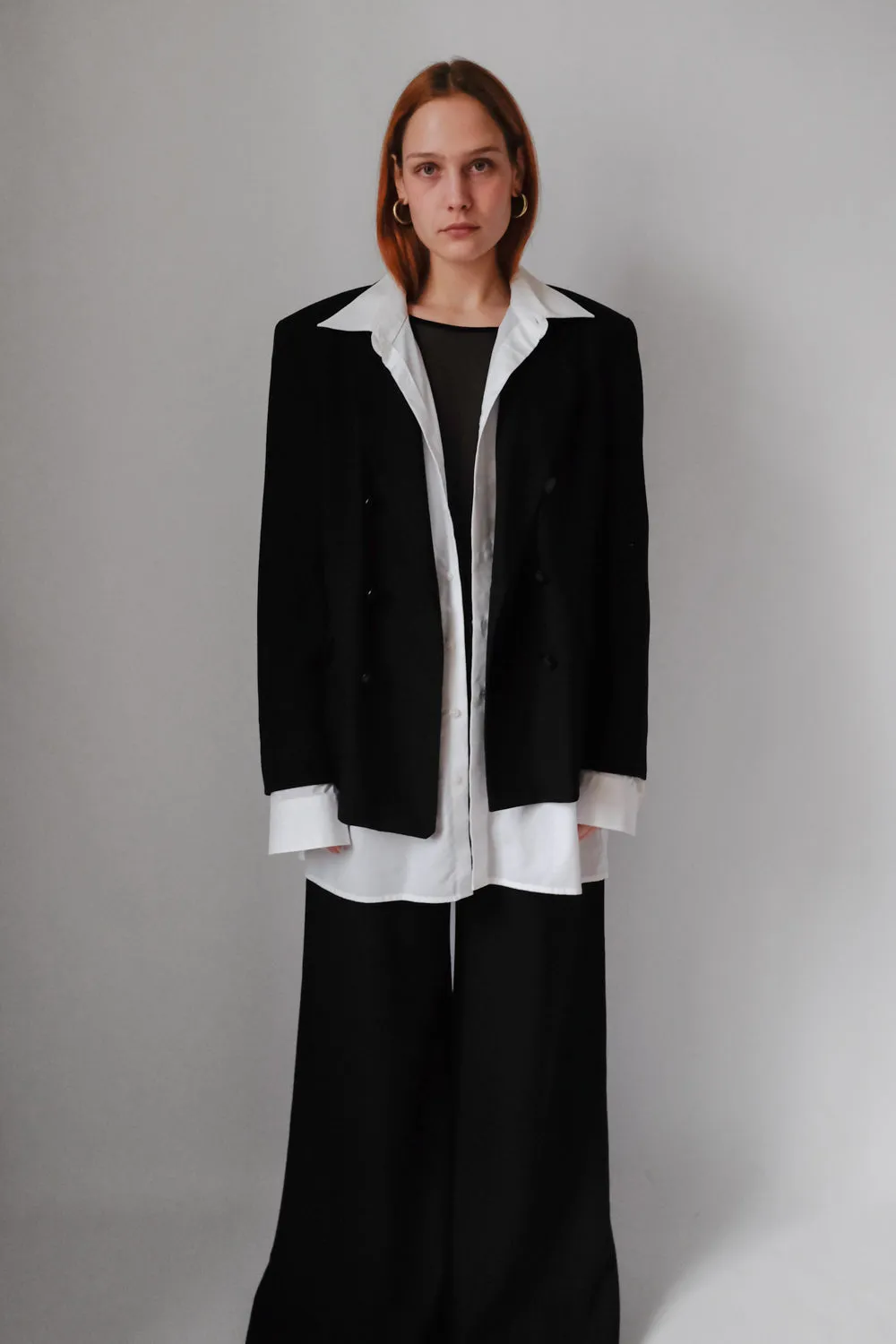 WHITE BASIC OVERSIZE SHIRT